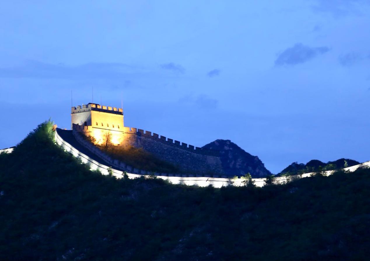 A German Fortune Global 500's Theme Dinner on the Great Wall